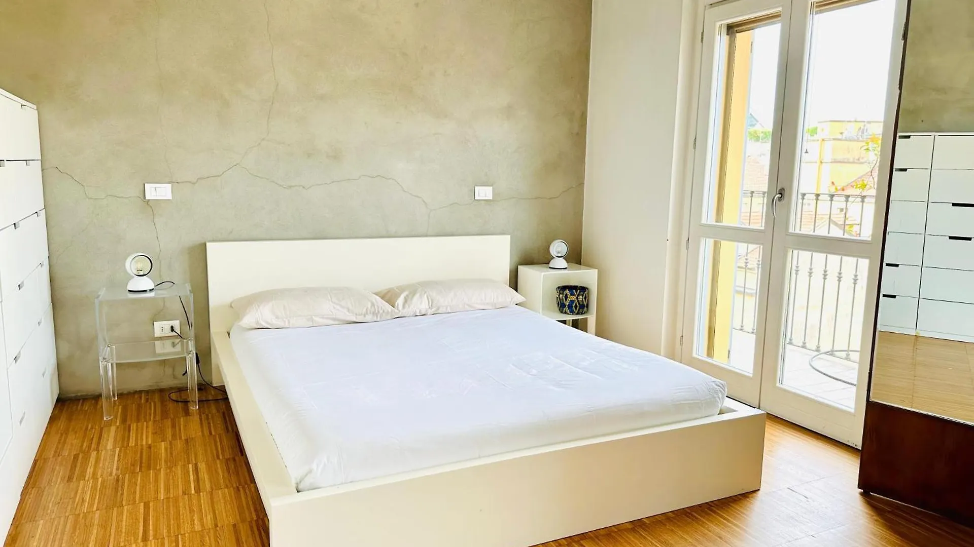 Luxury Apartment, Open Space, Milano Centro Milan